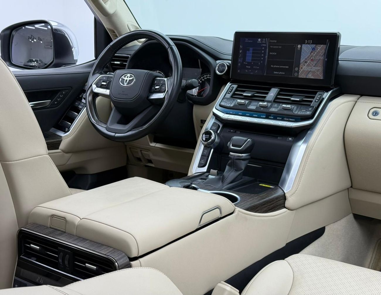 تويوتا لاند كروزر 2024 Toyota Land Cruiser VXR, Jan/2027 Warranty, Toyota Full Service History, GCC