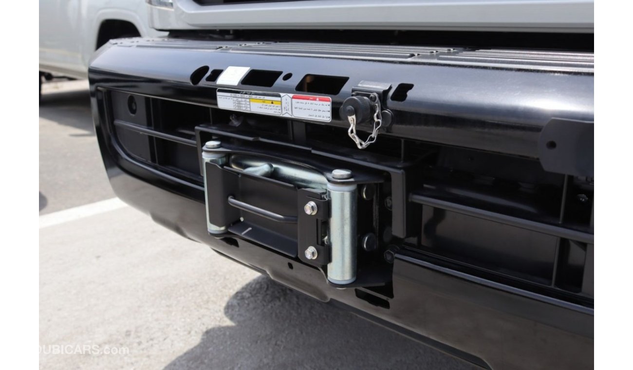 تويوتا لاند كروزر 70 2023 LAND CRUISER GRJ 76 4.0 V6 70YH ANNIVERSARY 