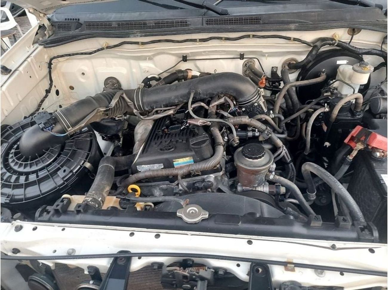 تويوتا فورتونر 2.7L PETROL 4WD AUTOMATIC TRANSMISSION