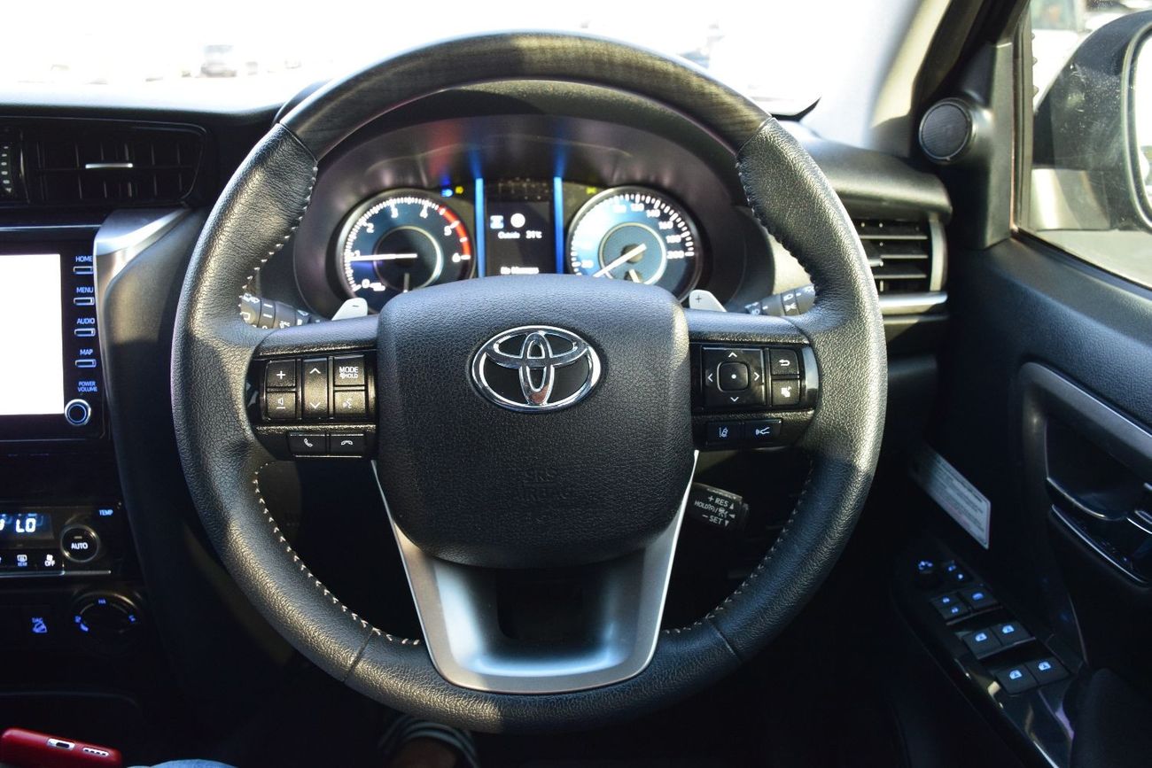 تويوتا فورتونر VX2 plus 4X4 Diesel 2.8L