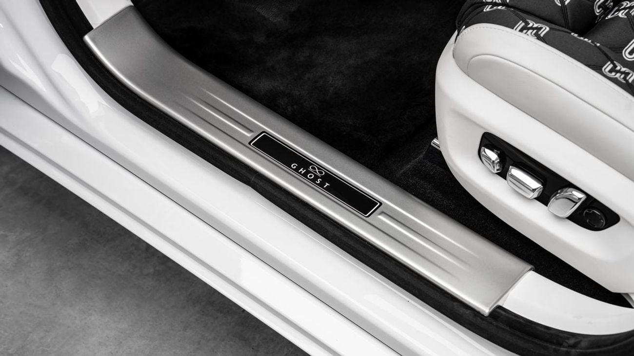 Rolls Royce Ghost Black Badge - 2026 - GCC - Under Warranty and Service Contract