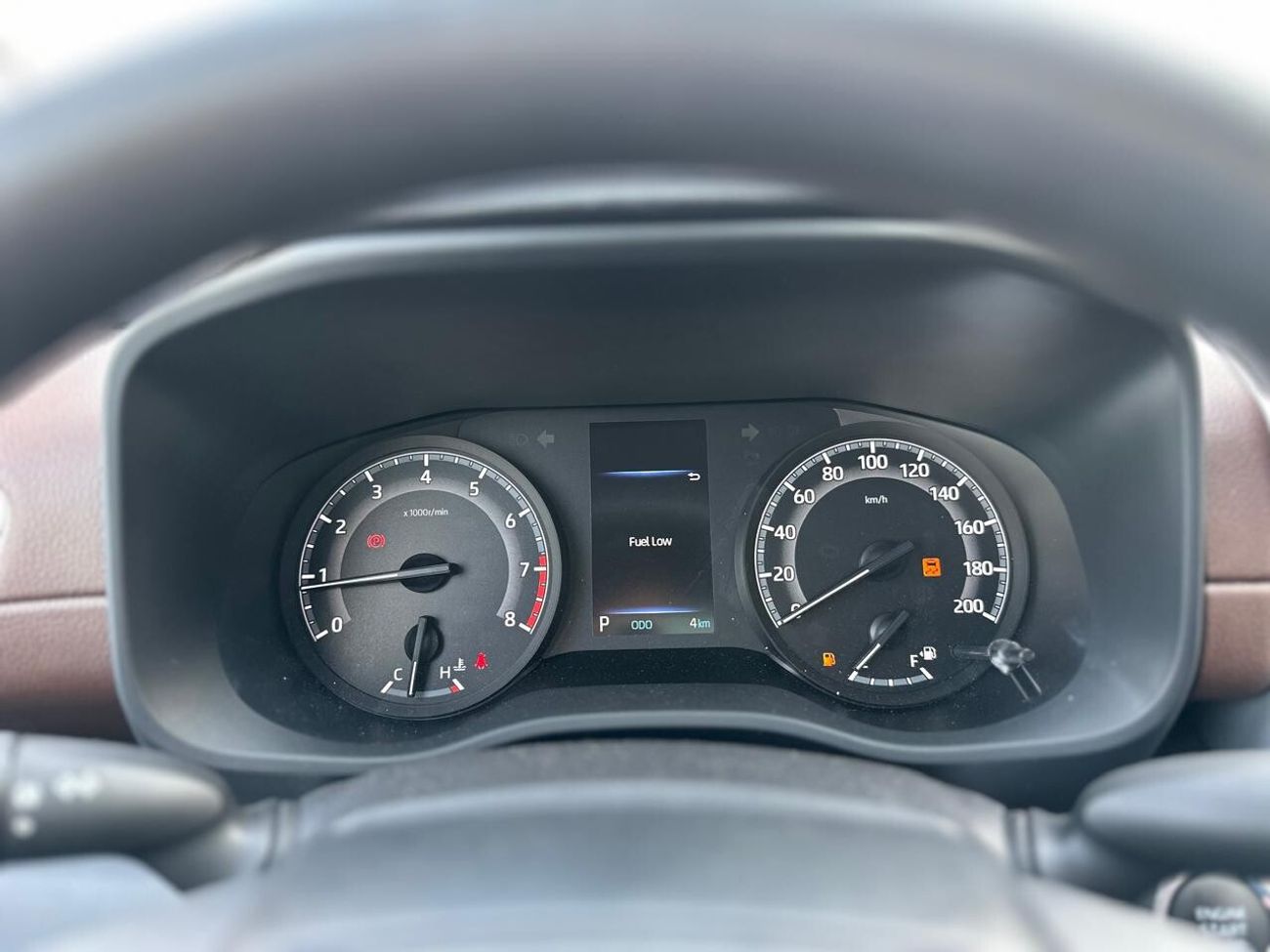 Toyota Innova 2024, PETROL 2.0L 0KM, GCC SPEC, 8-SEATERS, EXPORT PRICE