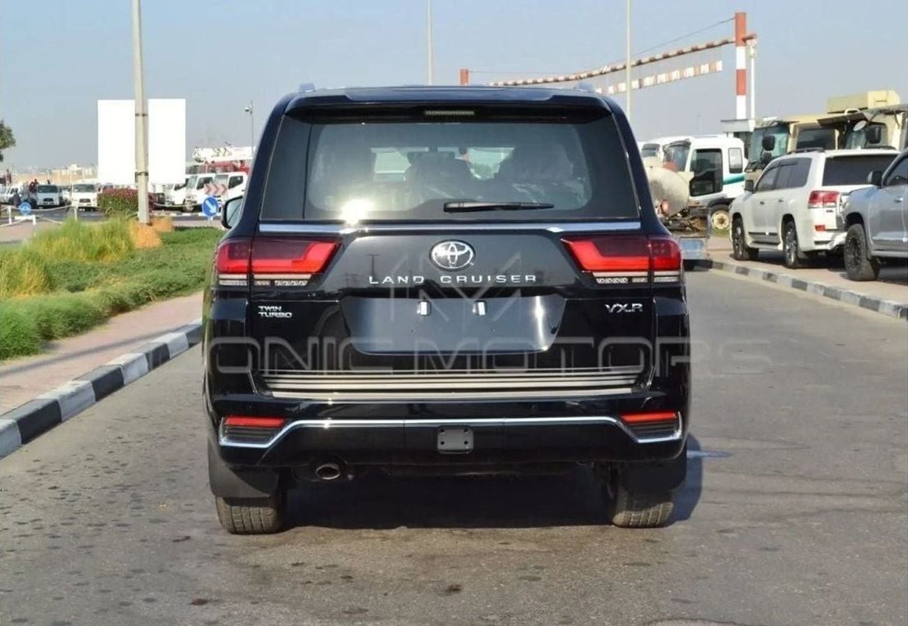 Toyota Land Cruiser 3.5L Petrol VXR