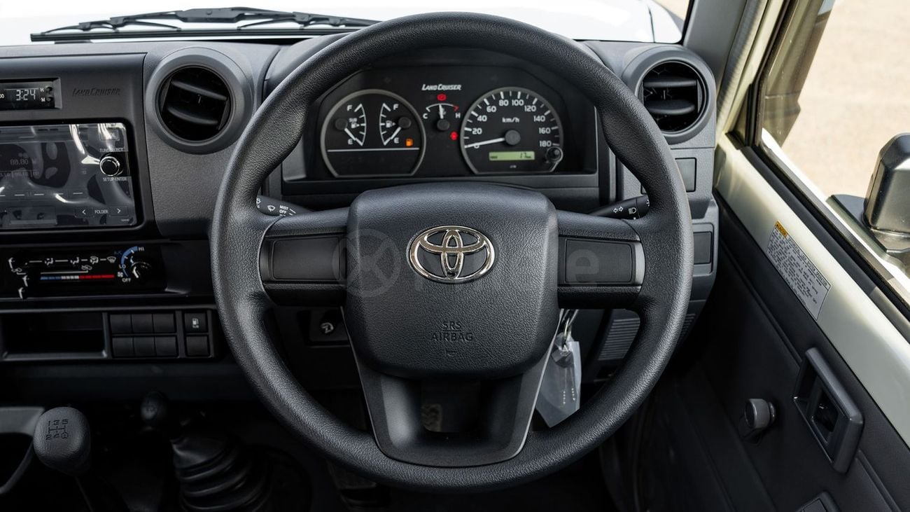 تويوتا لاند كروزر 70 LAND CRUISER LC78
