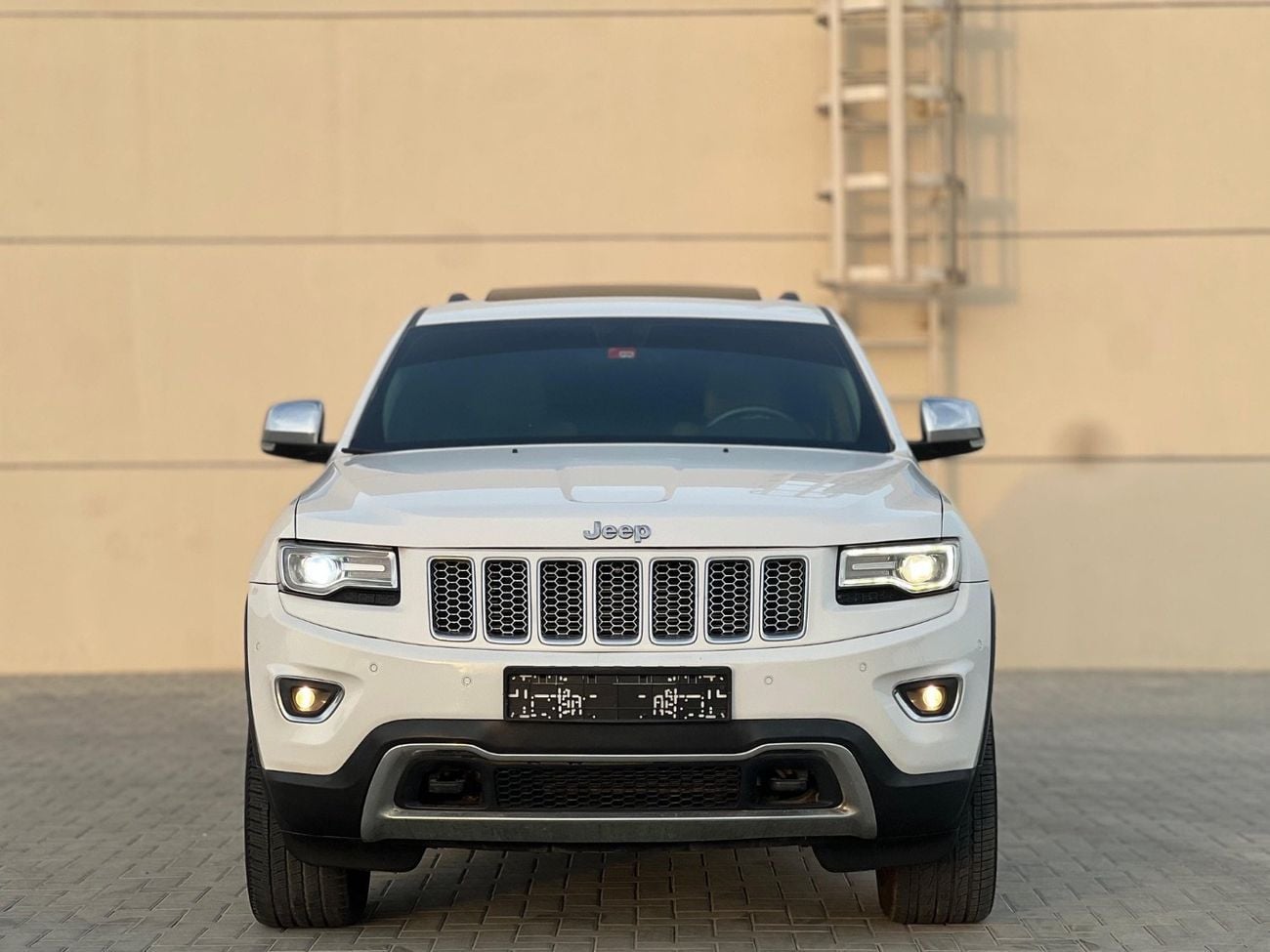 جيب جراند شيروكي Limited 3.6L