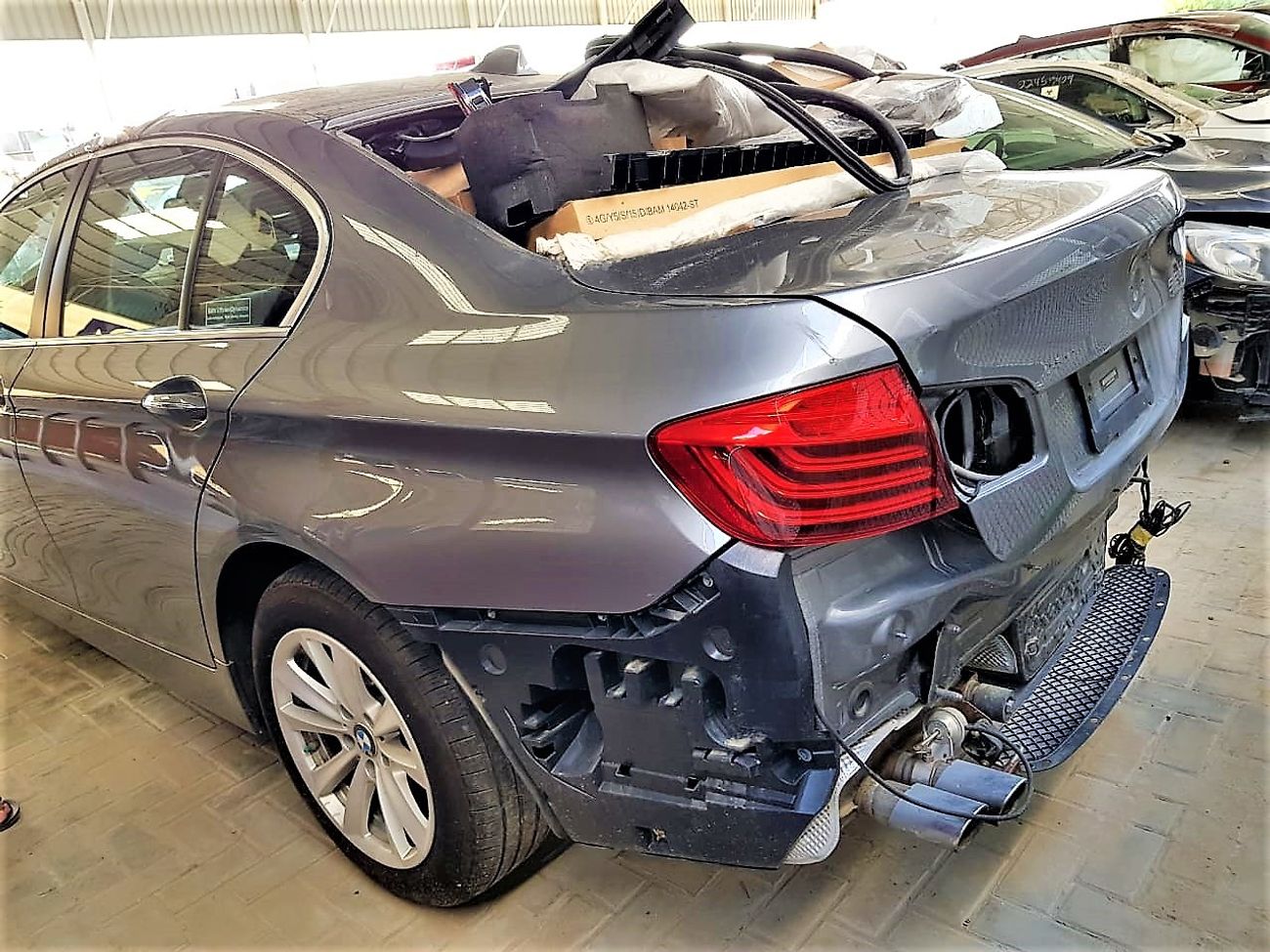 بي أم دبليو 528i