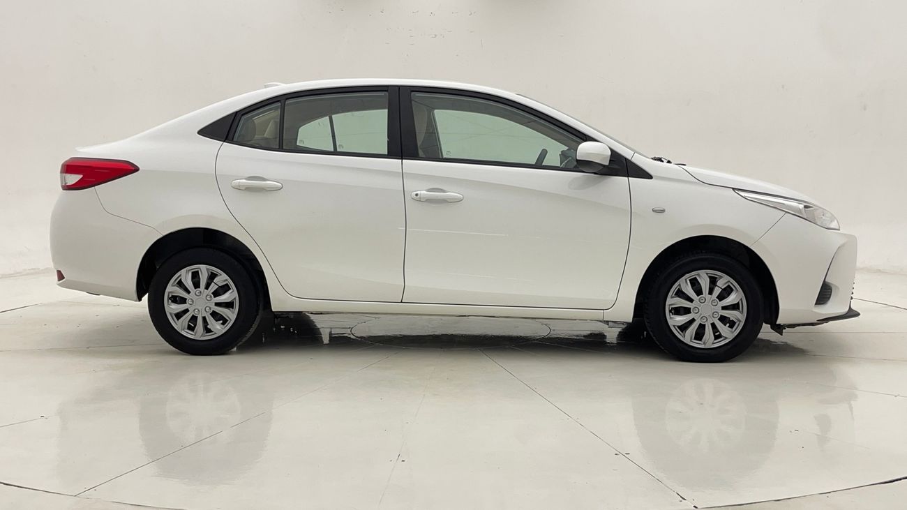 تويوتا يارس SE 1.5 | بدون دفعة مقدمة | اختبار القيادة في المنزل