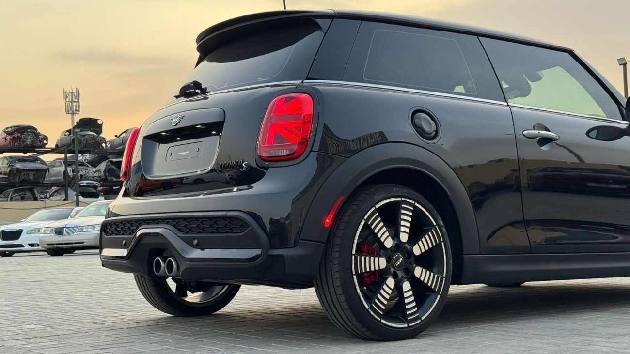 ميني كوبر إس 2.0L Turbocharged, 4-Cylinders