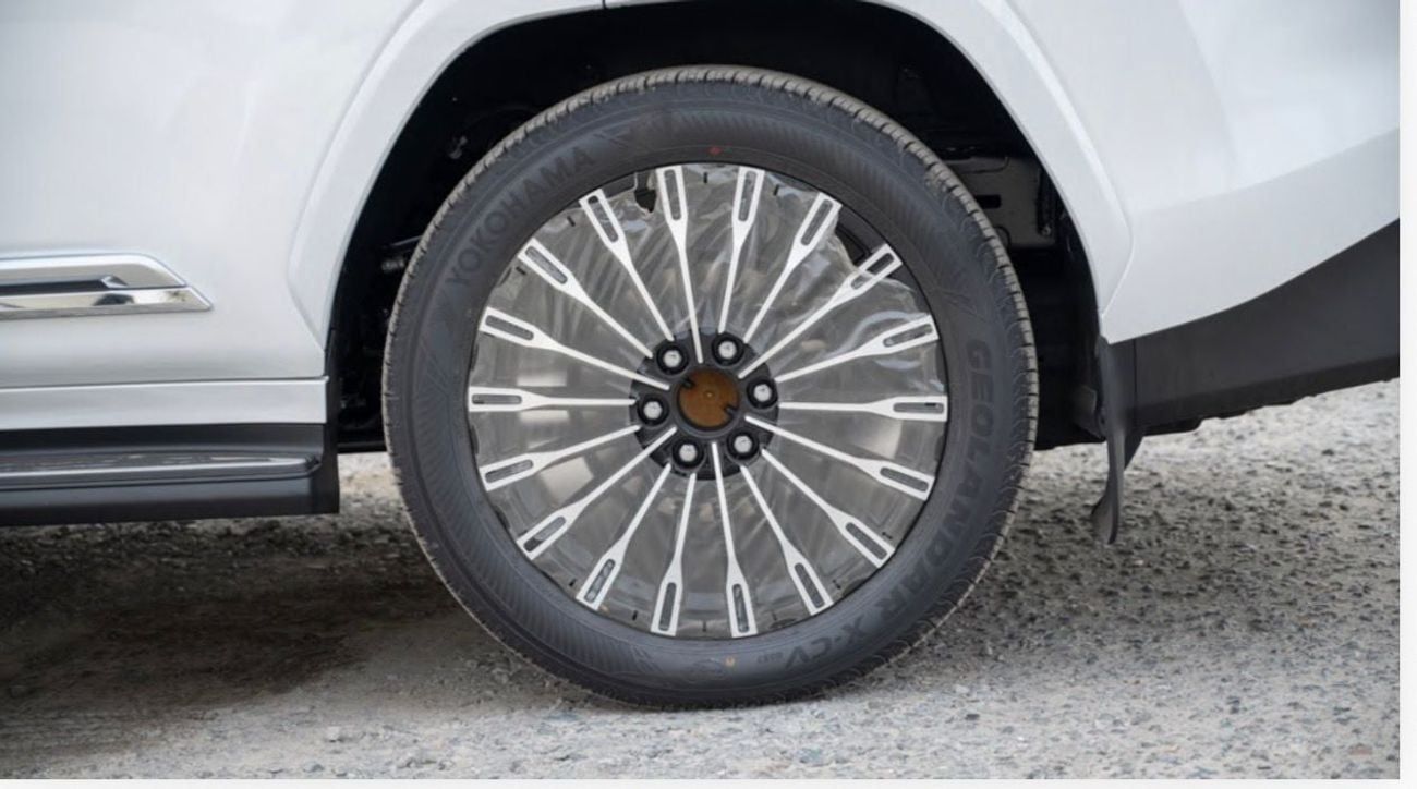 لكزس LX 700h VIP