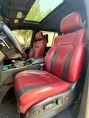 لكزس LX 570 LX 570 Signature GCC Specs in Excellent Condition