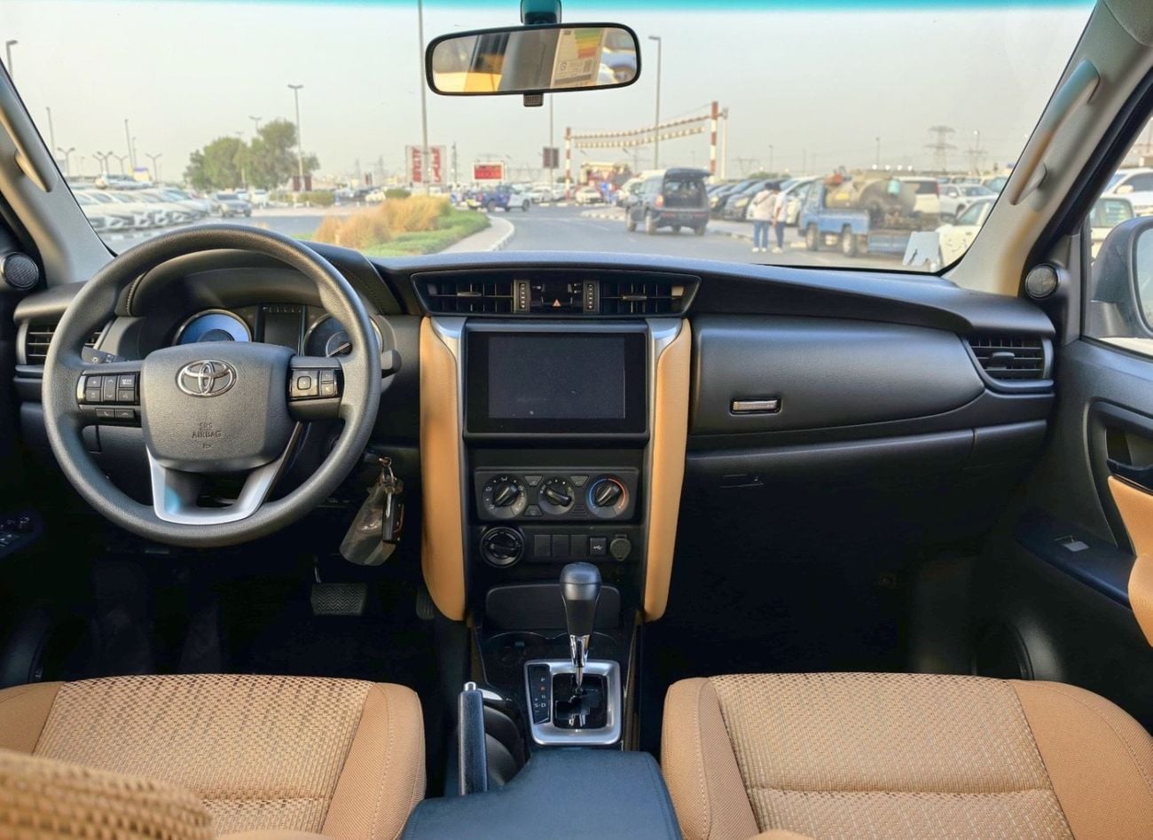 تويوتا فورتونر 2.4L,4X4,MANUAL AC,STEEL WHEELS,MID LINE,A/T,2026MY ( FOR EXPORT ONLY)