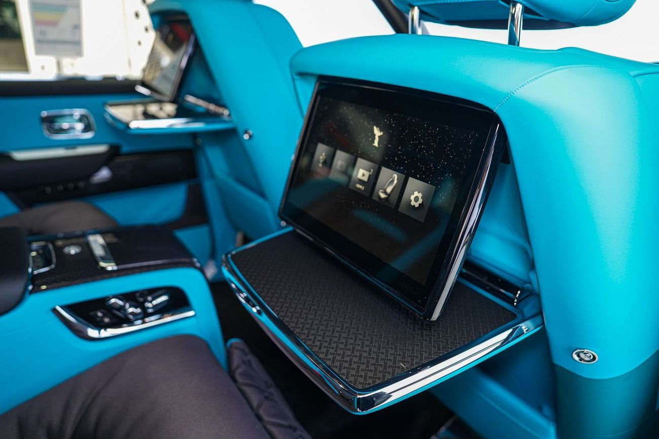 Rolls-Royce Cullinan BLACK BADGE DUALITY TWILL