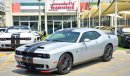 دودج تشالينجر Challenger SXT V6 2019/ SRT Kit/ Original Leather Interior/ Big Screen/ Low Miles/ Good Condition