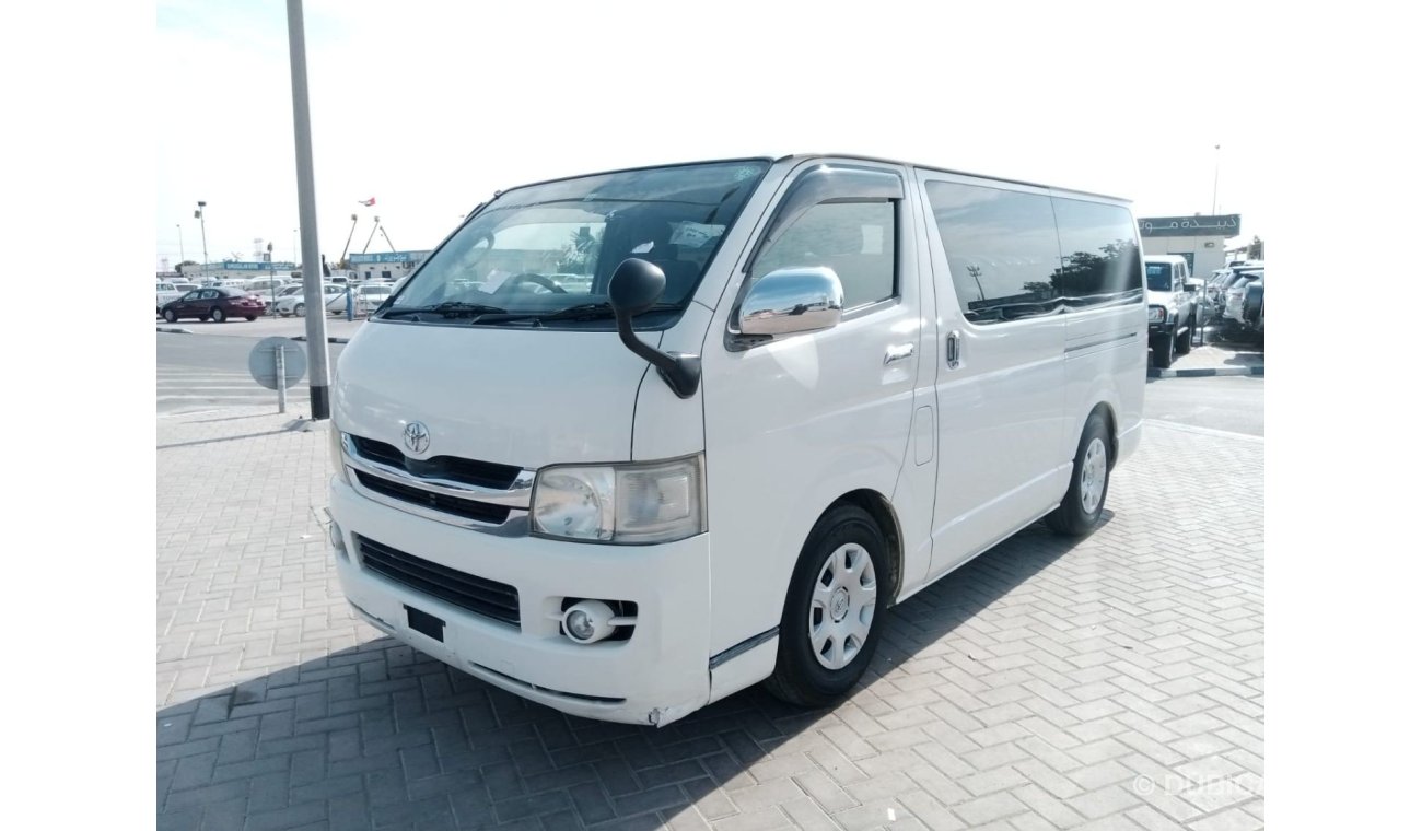 Toyota Hiace TOYOTA HIACE RIGHT HAND DRIVE (PM979)