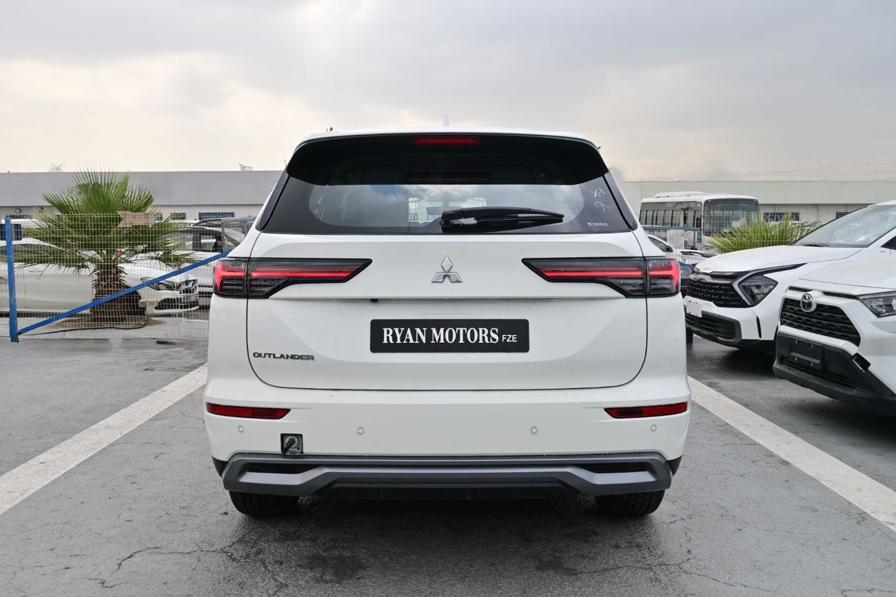 ميتسوبيشي آوتلاندر Mitsubishi Outlander Hi-Line 2.5L Petrol 4WD, Model 2026, Color White