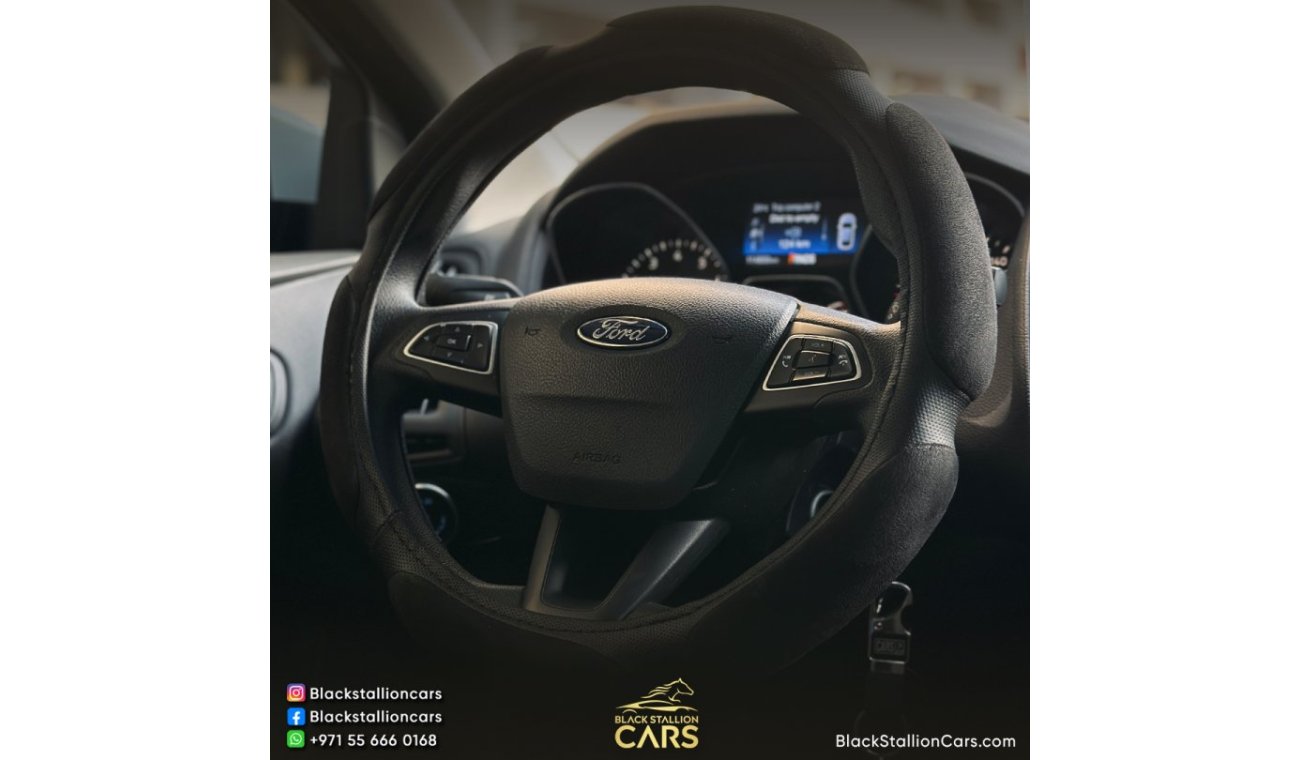 فورد فوكاس Ford Focus Trend / 1 year free warranty / 0 down payment / Original Paint / V4 1.5L