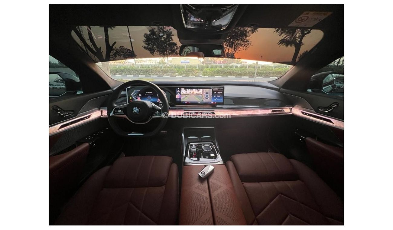 BMW 740Li BME 740i Luxury Pure Excellence 2023 GCC UNDER WARRANTY SERVICE CONTRACT