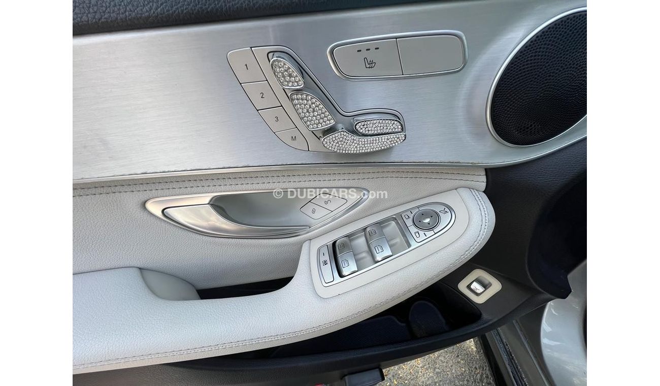 Mercedes-Benz C 300 Luxury MERCEDES BENZ C300 2015 KIT C63 AMG FULL OPTIONS IN LOW MILEAGE WITH DEALER WARRANTY