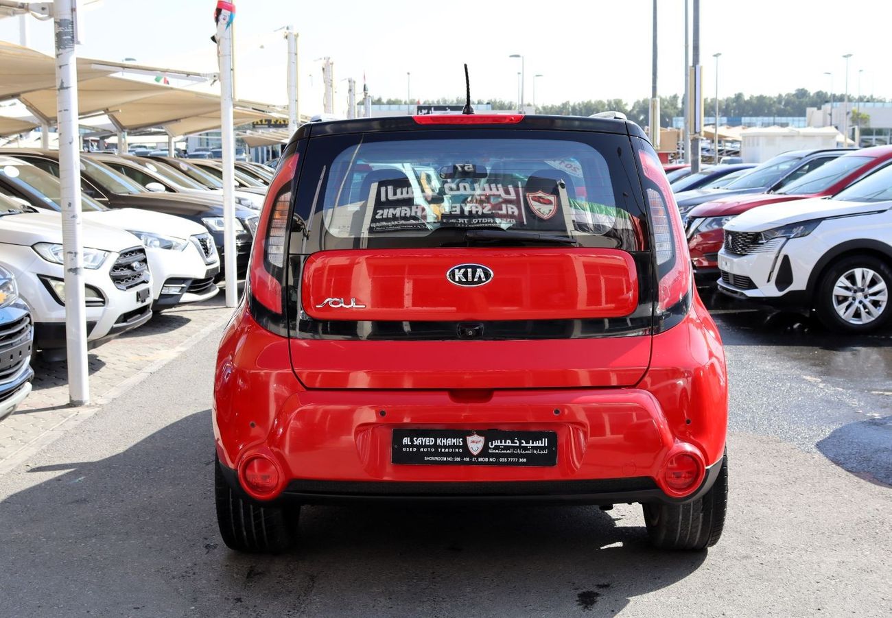 Kia Soul EX ACCIDENTS FREE - GCC - 2000 CC - FULL OPTION WITHOUT SUNROOF - PERFECT CONDITION INSIDE OUT
