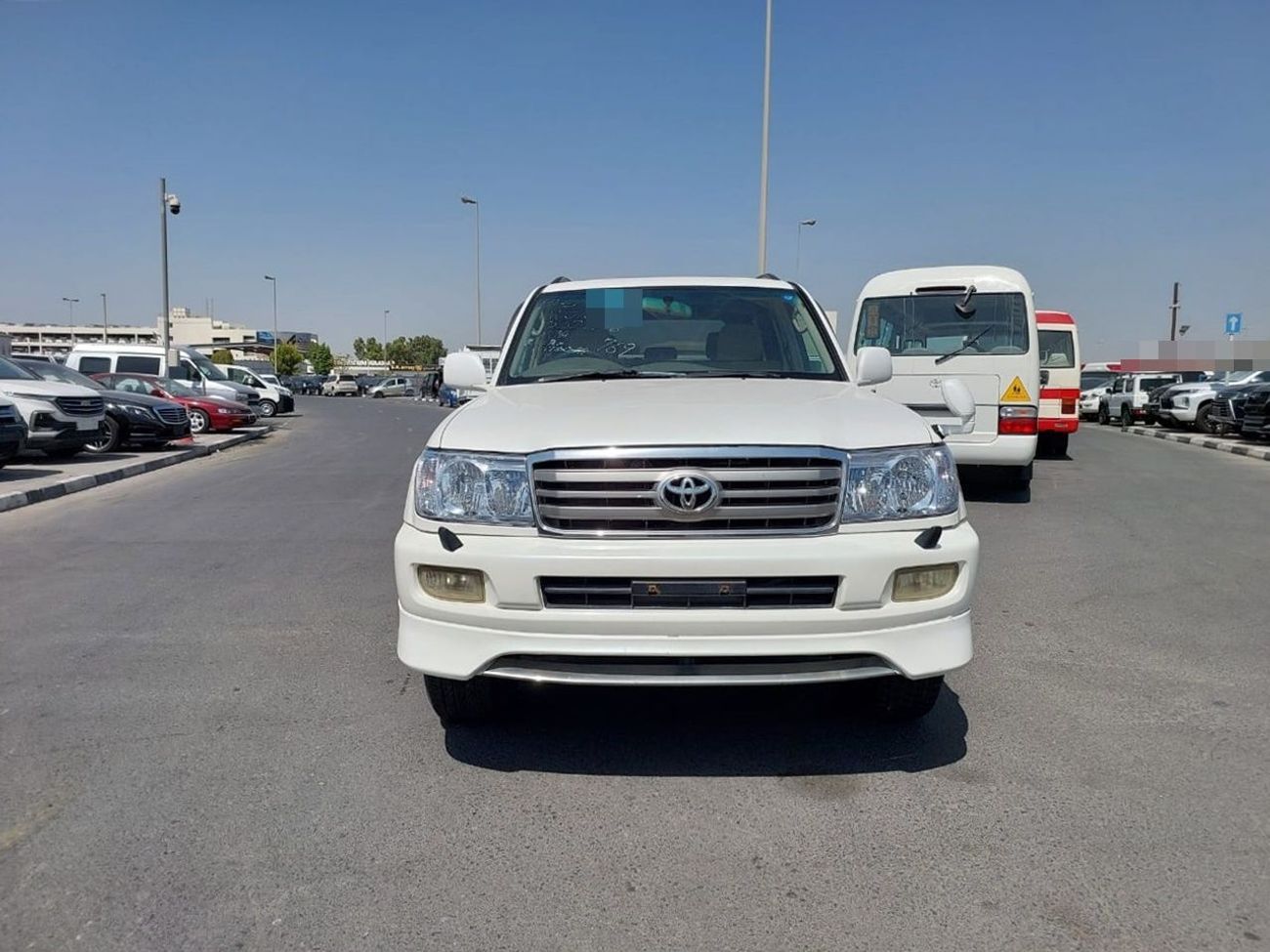 تويوتا لاند كروزر TOYOTA LAND CRUISER SUV RHD 2005 MODEL 4.2 L DIESEL AUTOMATIC(PM27948)