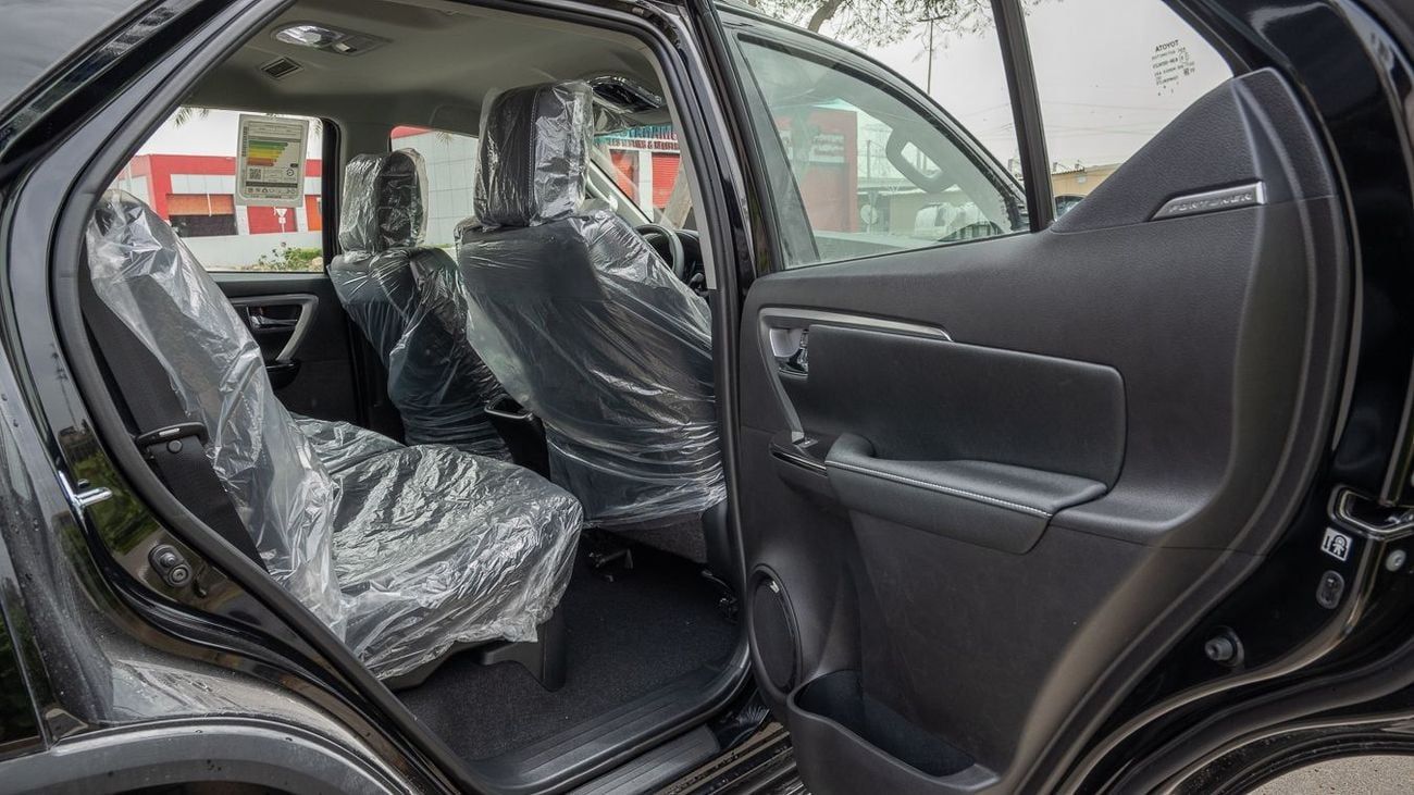 تويوتا فورتونر GXR TOYOTA FORTUNER 4.0 HIGH 2026YM