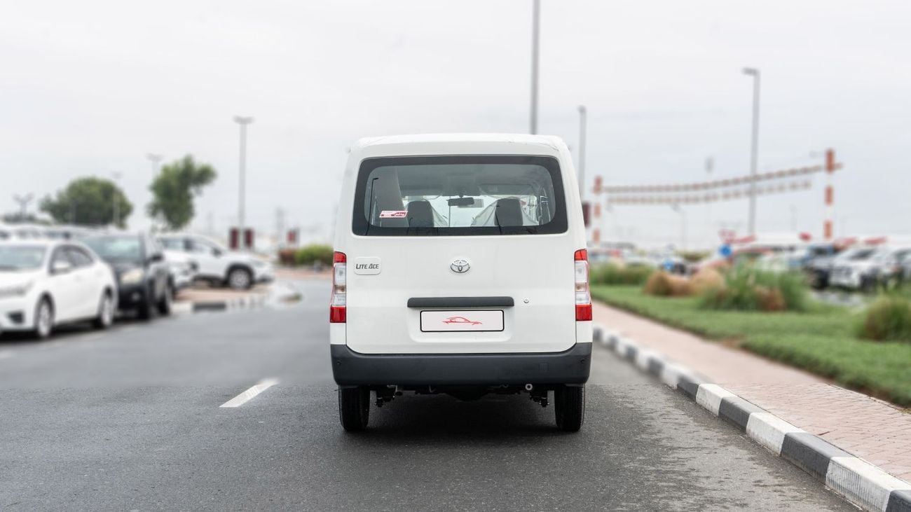 تويوتا لايت آيس 2026 Toyota LiteAce 1.5L AT Petrol (White-Black)