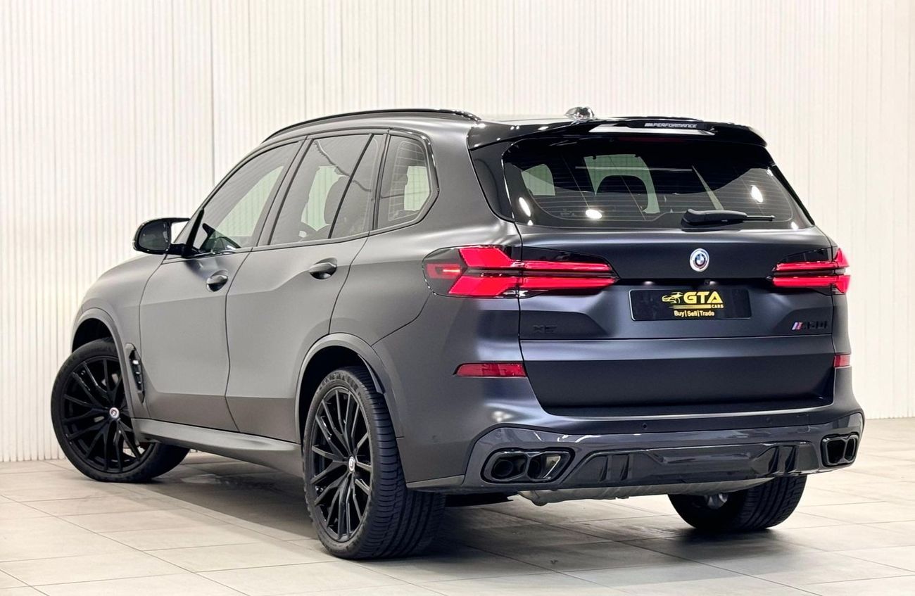 بي أم دبليو X5 M 2024 BMW X5 M60i xDrive, July 2028 BMW Warranty + Service Pack, Fully Loaded, Very Low Kms, GCC