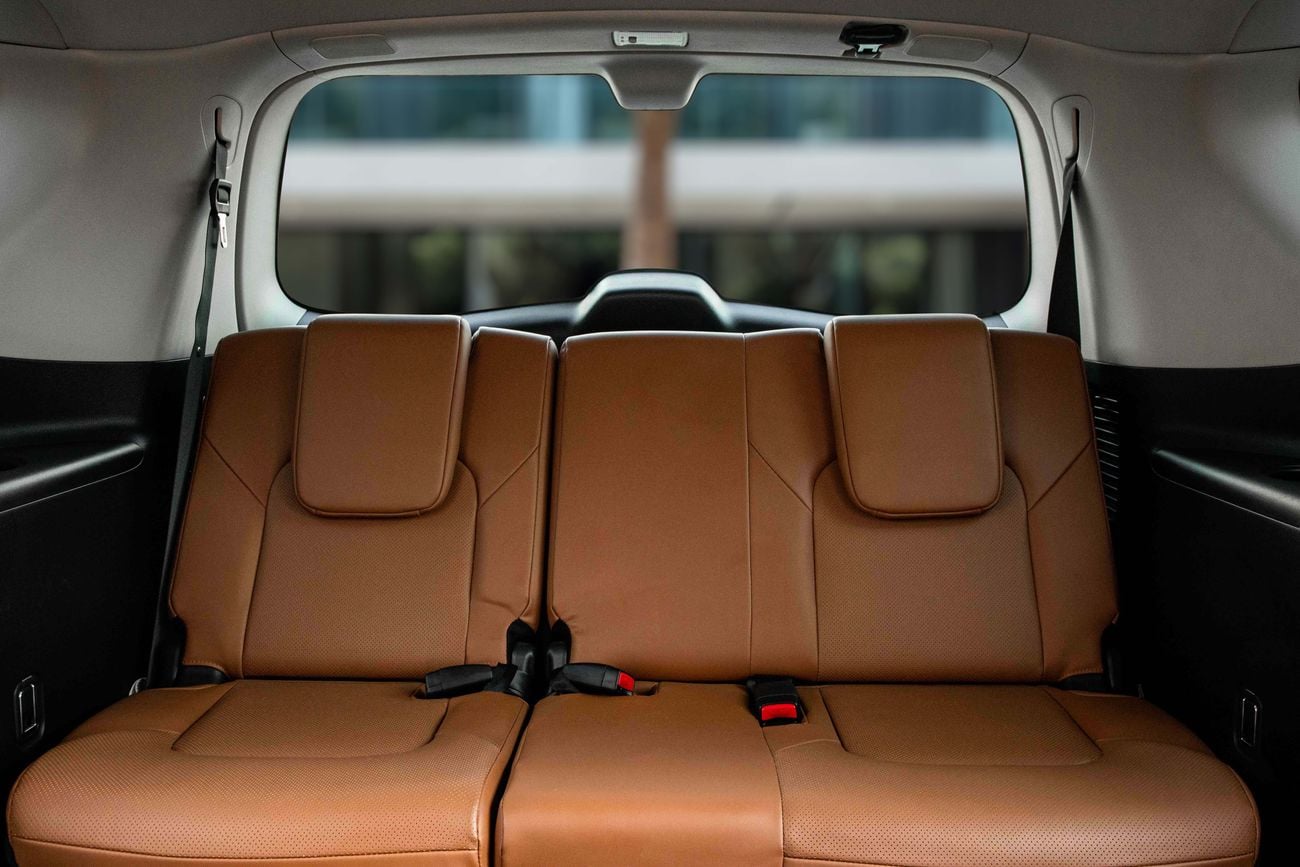 Infiniti QX80 QX80 Luxe | 3,428 P.M | 0% Downpayment | UNDER WARRANTY