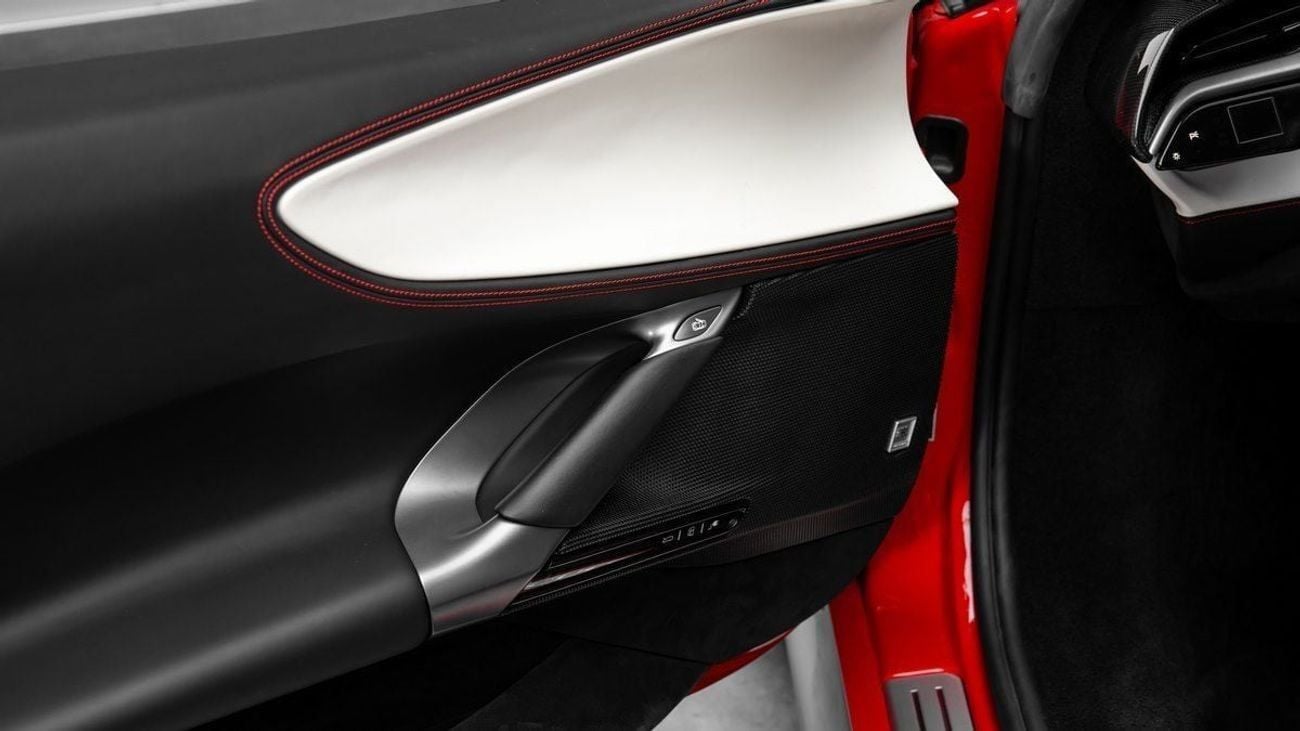 Ferrari SF90 Stradale - 2023 - GCC Specs - Under Warranty and Service Contract