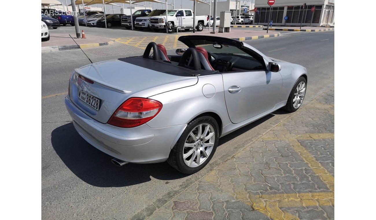 Mercedes-Benz SLK 350