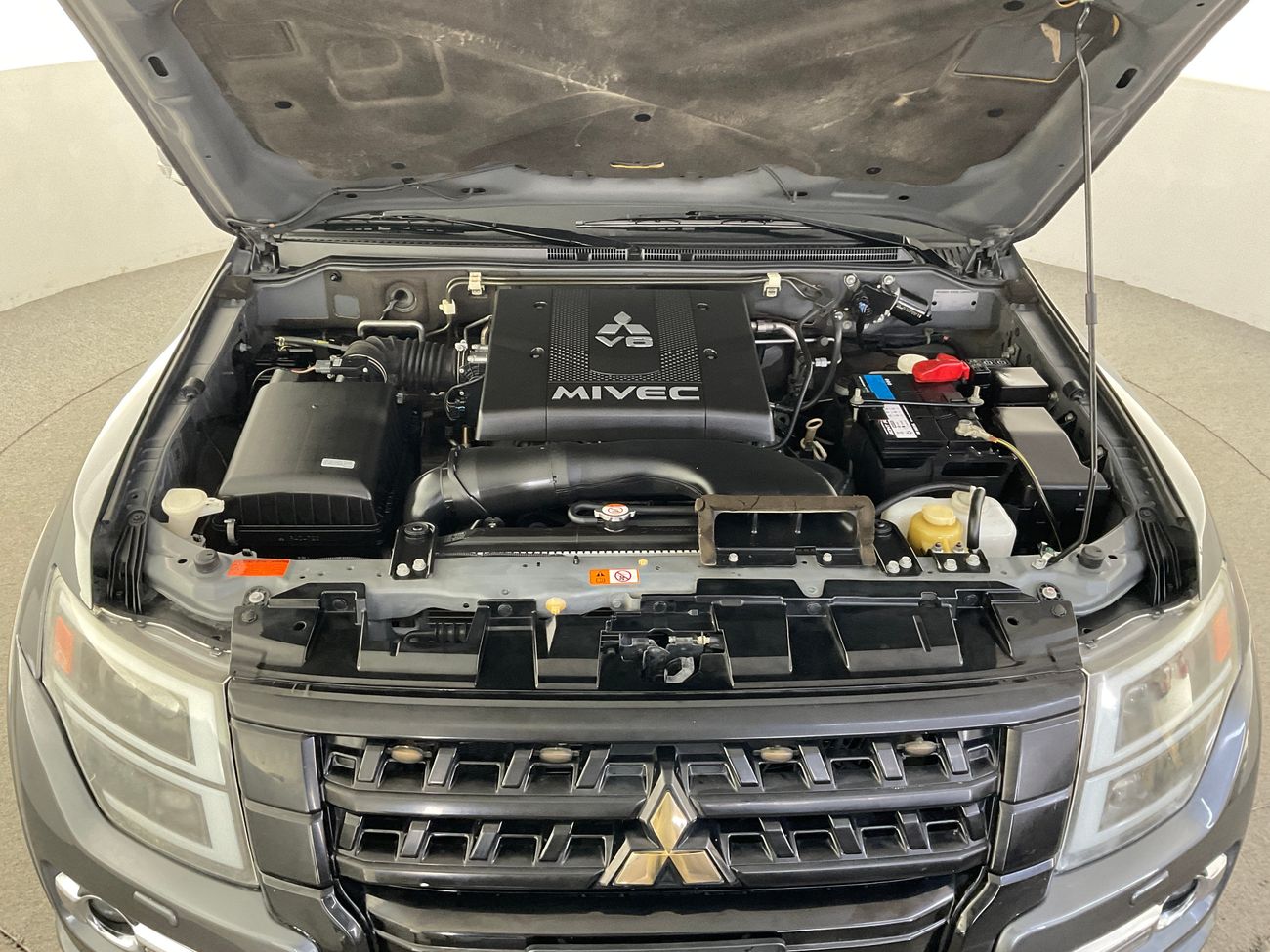 Mitsubishi Pajero Signature Edition | National Day Celebration | Guaranteed Warranty | 0 Down Payment