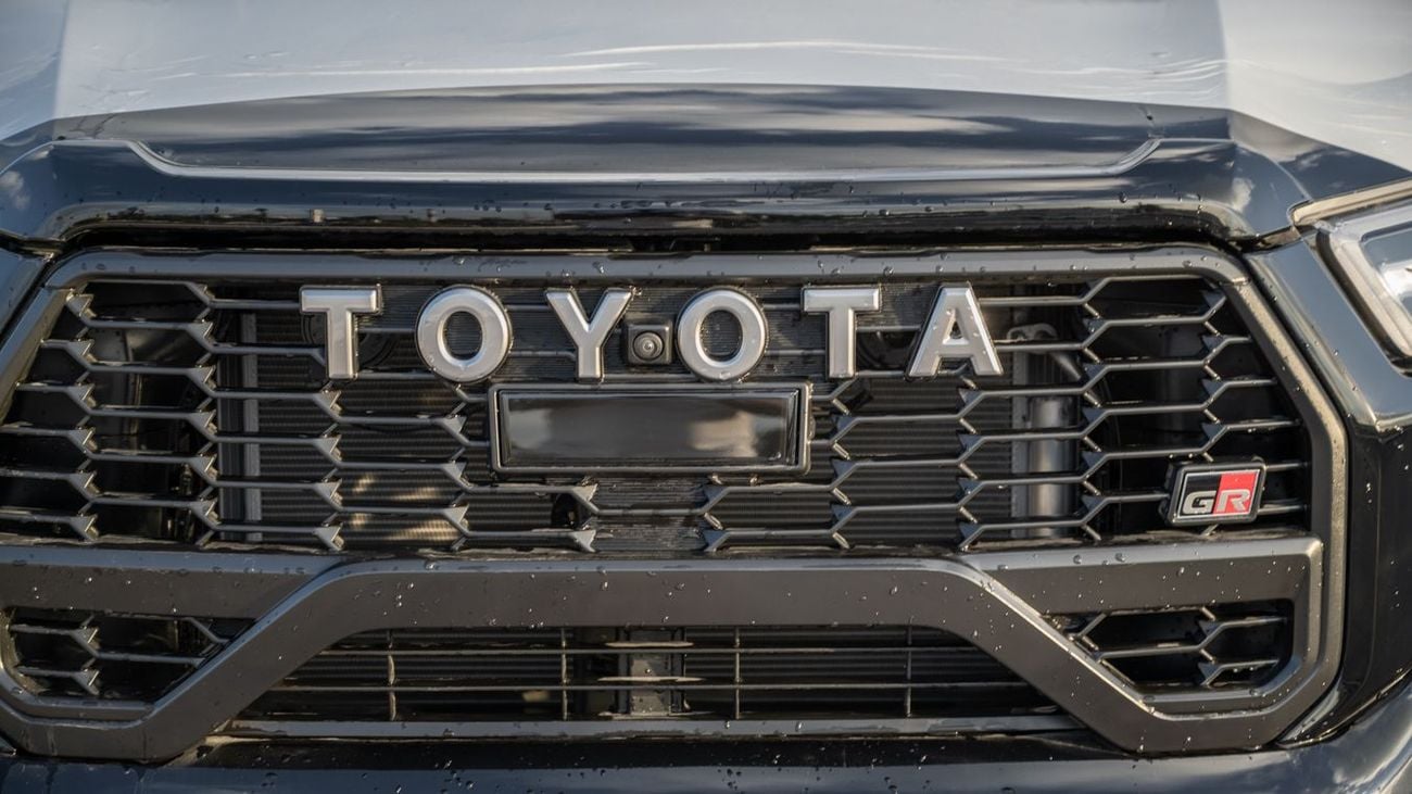 تويوتا هيلوكس TOYOTA HILUX 4.0 GRS -2026YM