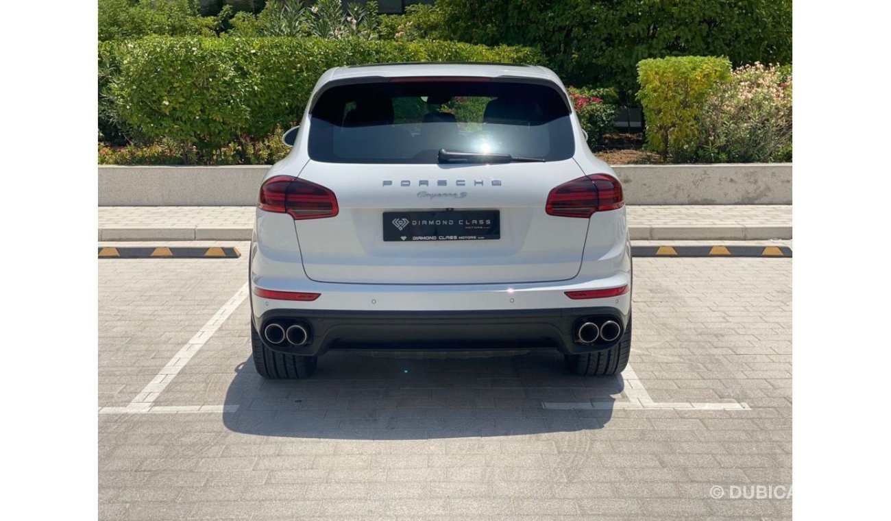 Porsche Cayenne Porsche Cayenne S  Panoramic  GCC 2016 Under Warranty