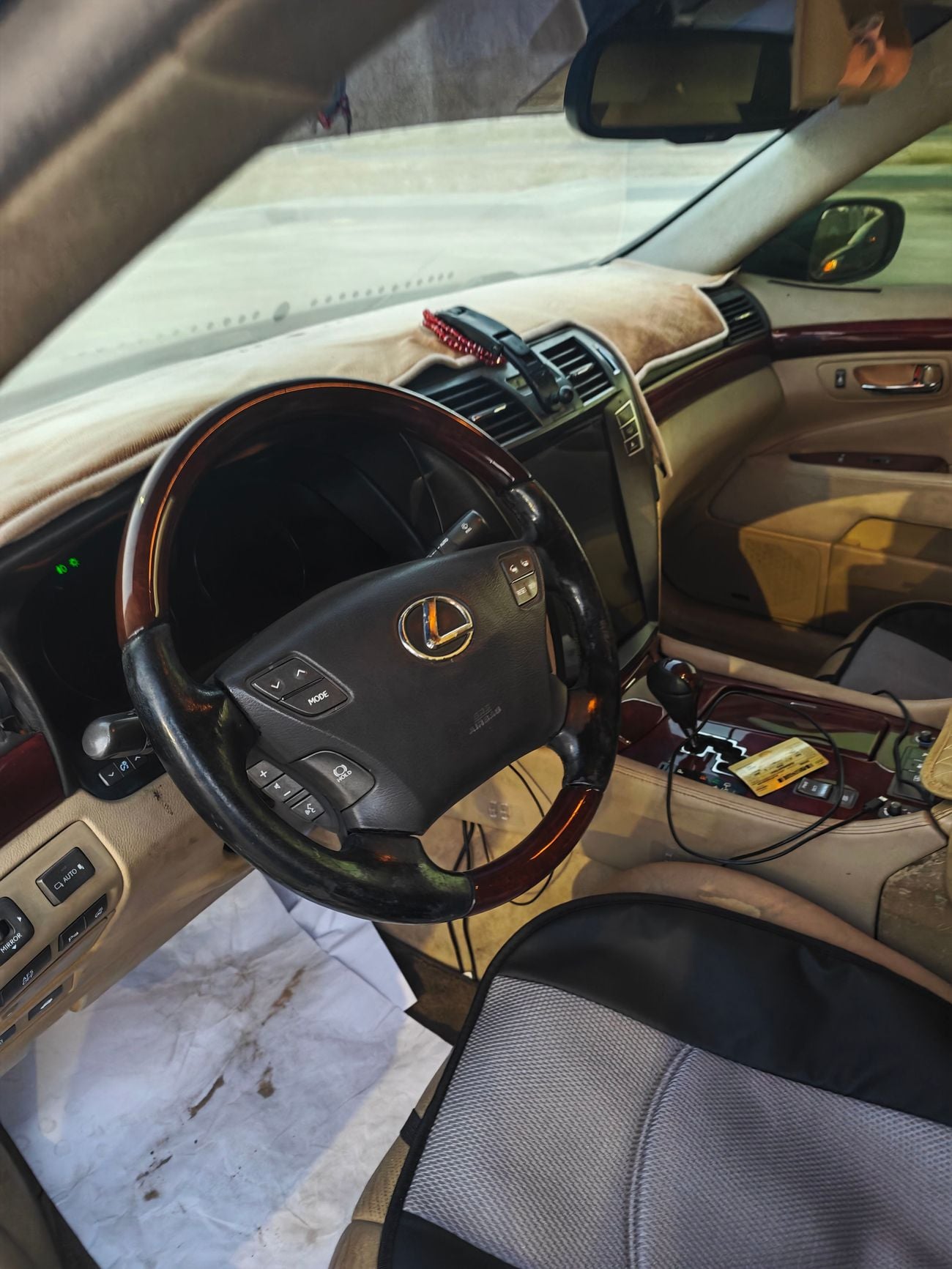 Lexus LS460