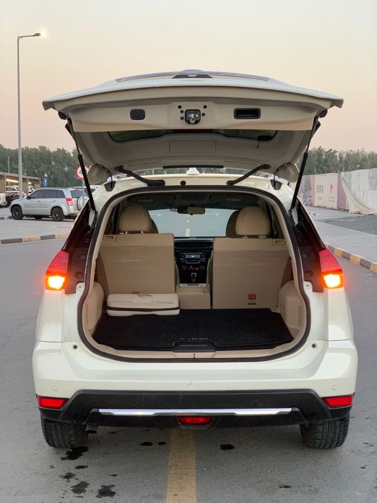 Nissan XTrail S 2.5L (169 HP) FWD (5 Seater)