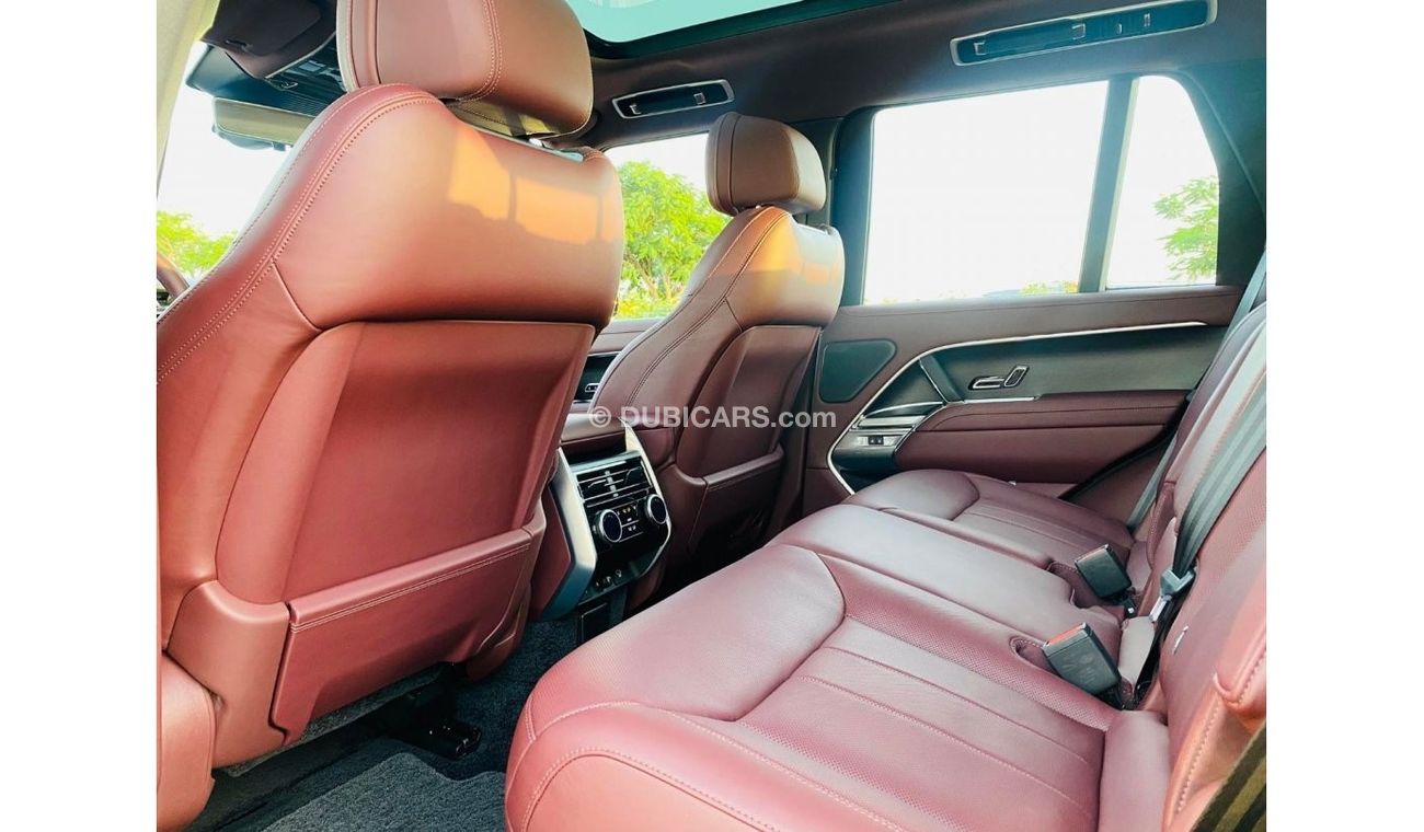 لاند روفر رينج روفر GCC SPEC UNDER WARRANTY AND SERVICE CONTRACT