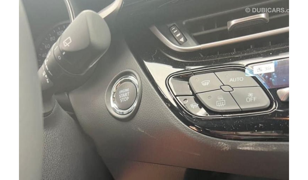 Toyota CHR 2.0L Pet - A/T - FABRIC - 22YM - 02AB (EXPORT OFFER)