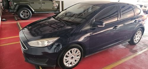 فورد فوكاس Ambiente 1.6L Hatchback