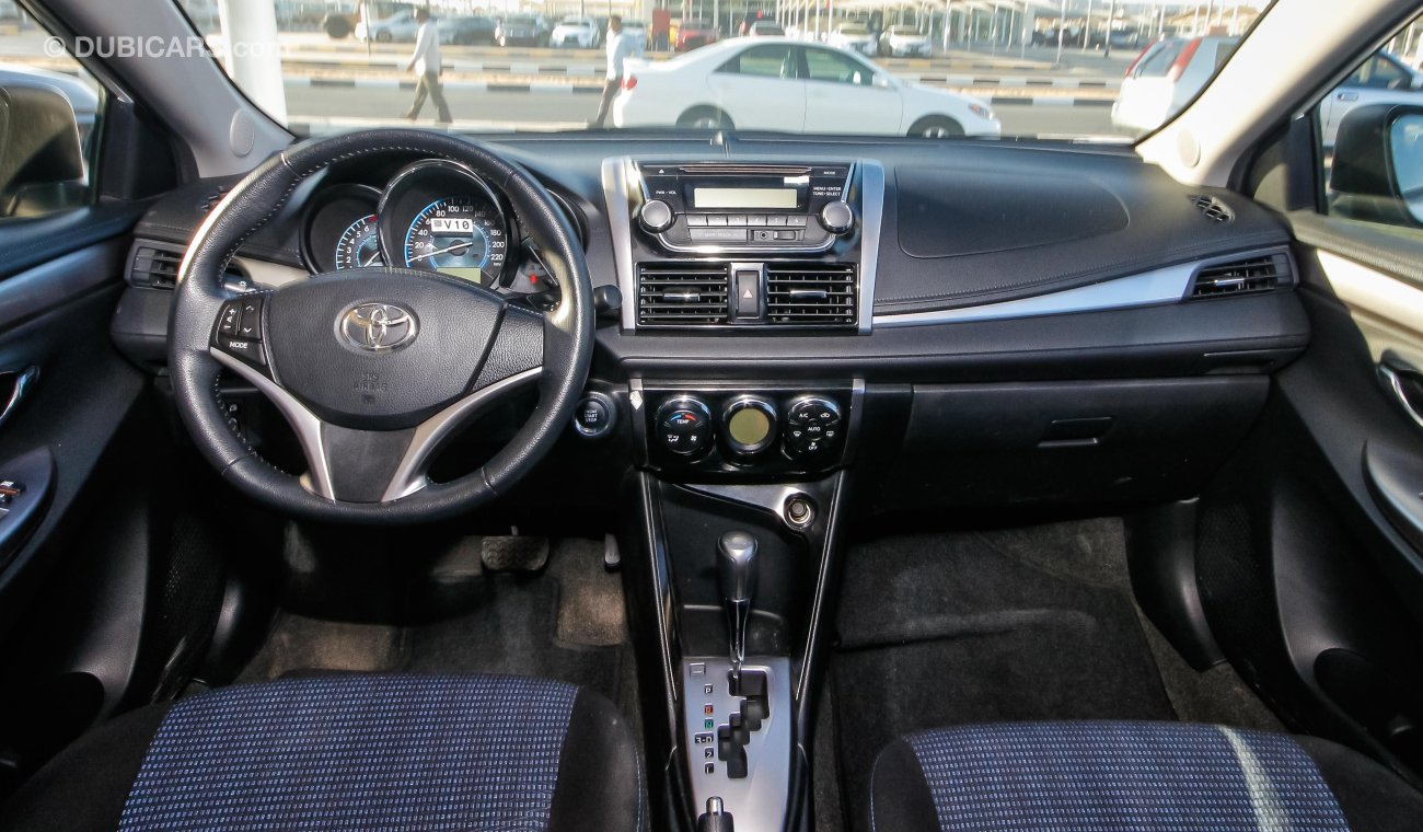 Toyota Yaris SE 1.5