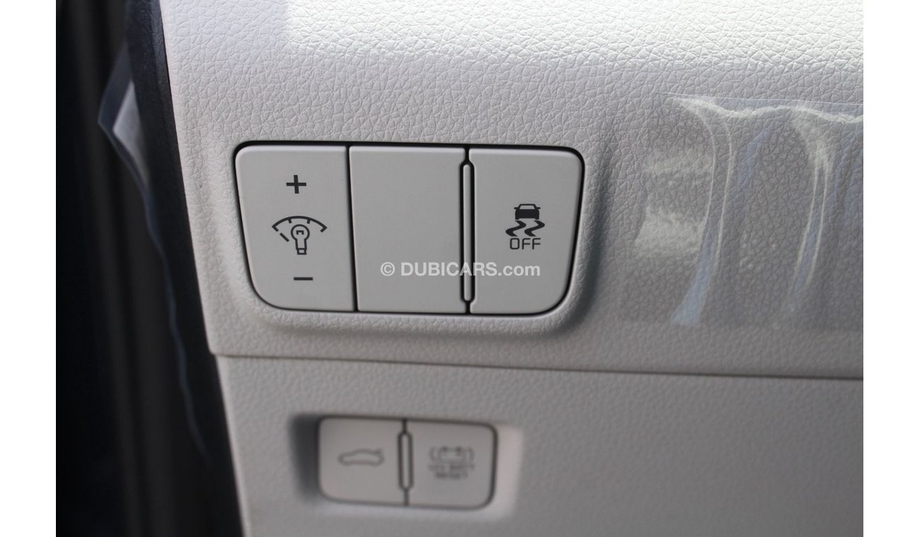 Kia K5 2.0 L hybrid 360 camera