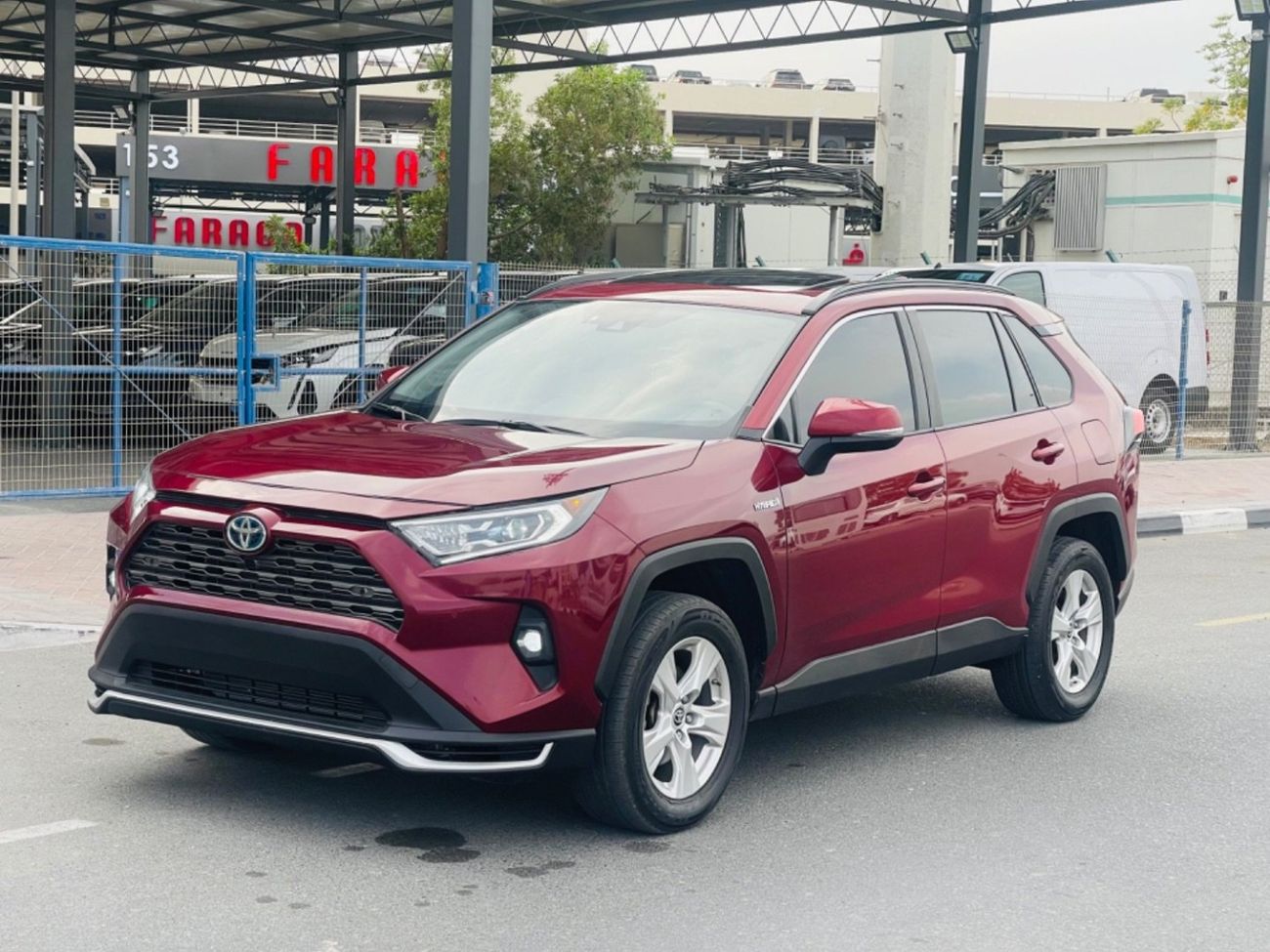 تويوتا راف ٤ Xle hybrid full option