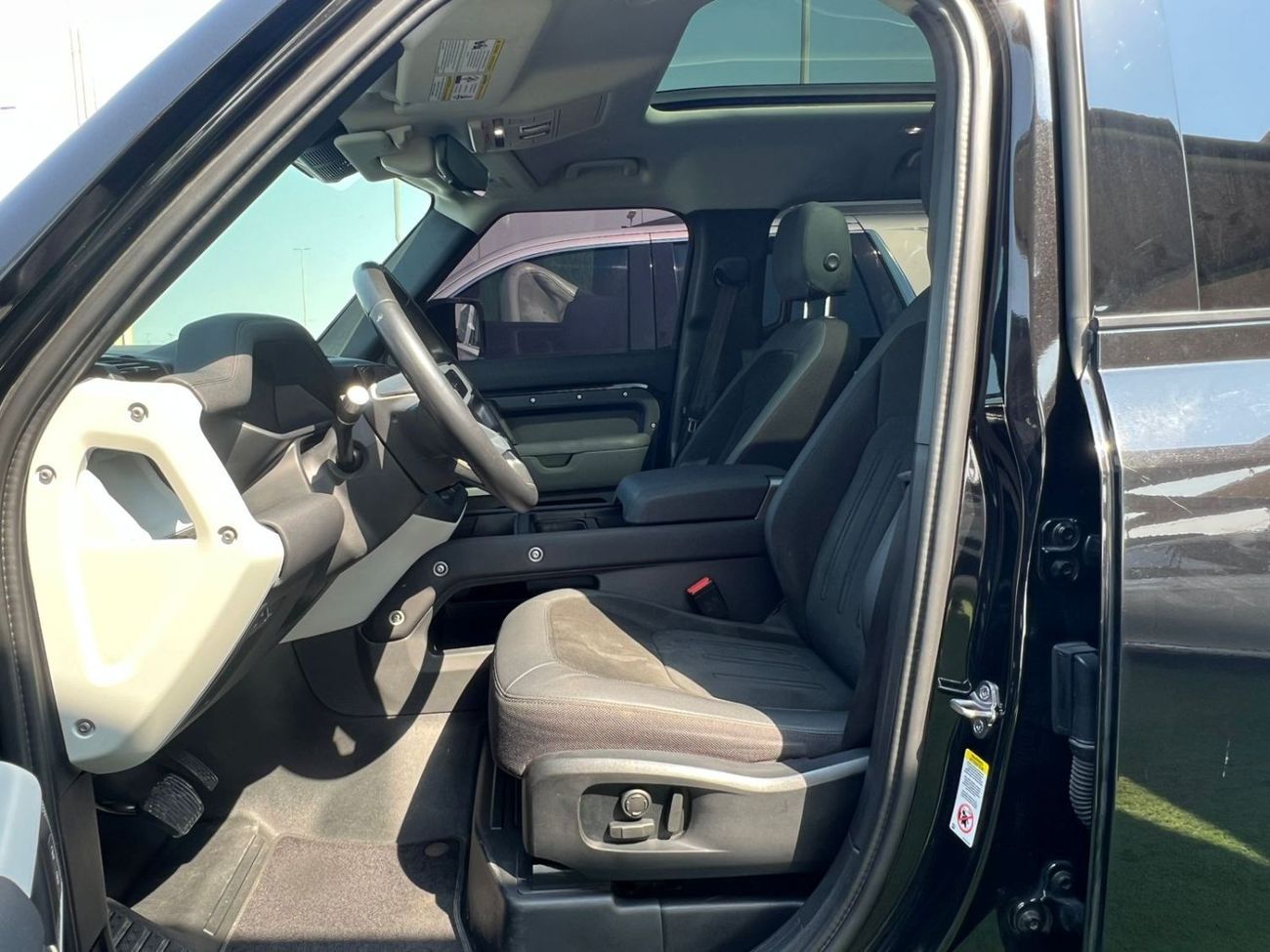 Land Rover Defender LAND ROVER DEFENDER 2020 P400 110 SE 3.0L (5 Seater)/V6