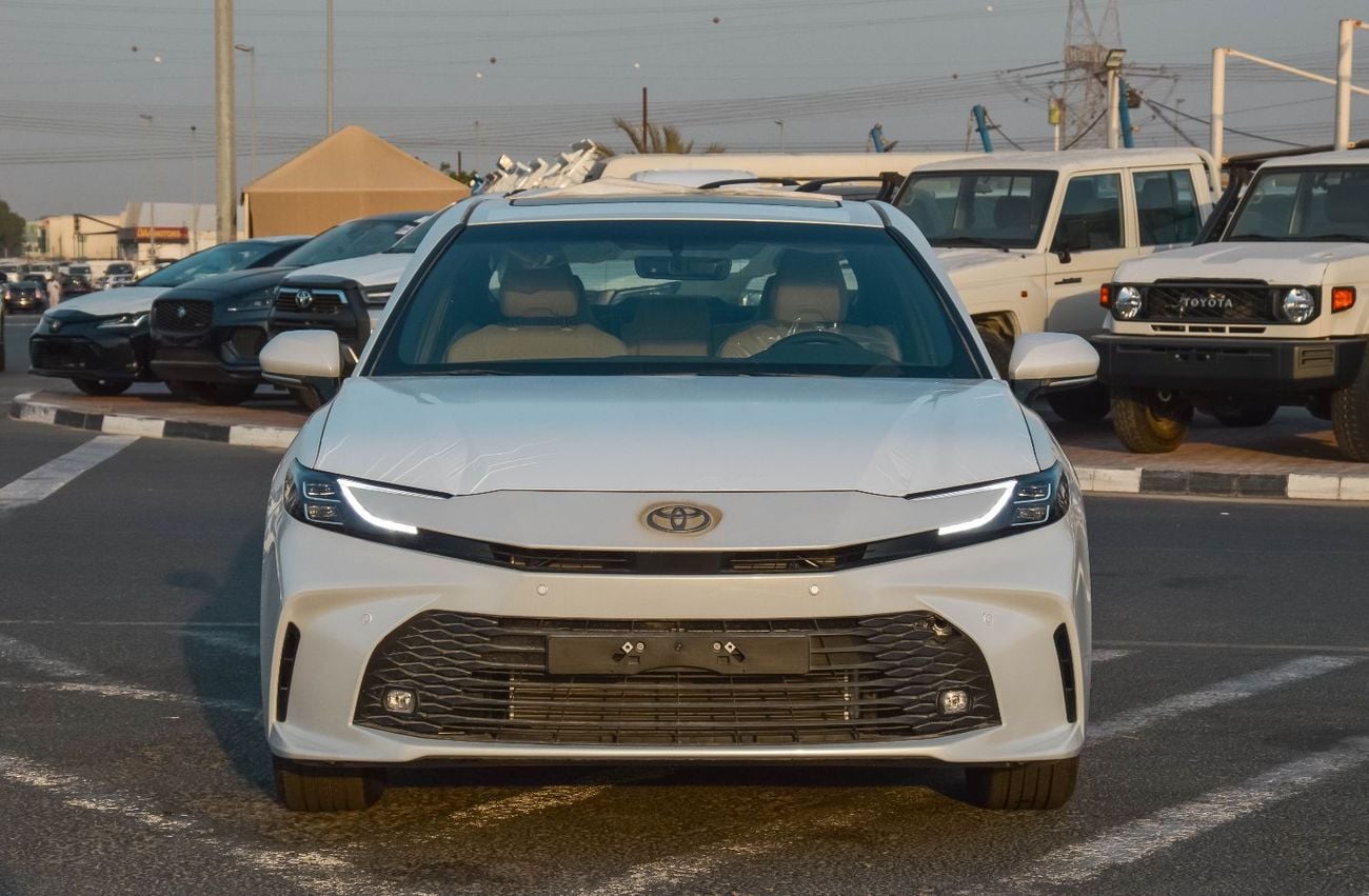 تويوتا كامري GLE 2.5L FWD PETROL SEDAN 2026