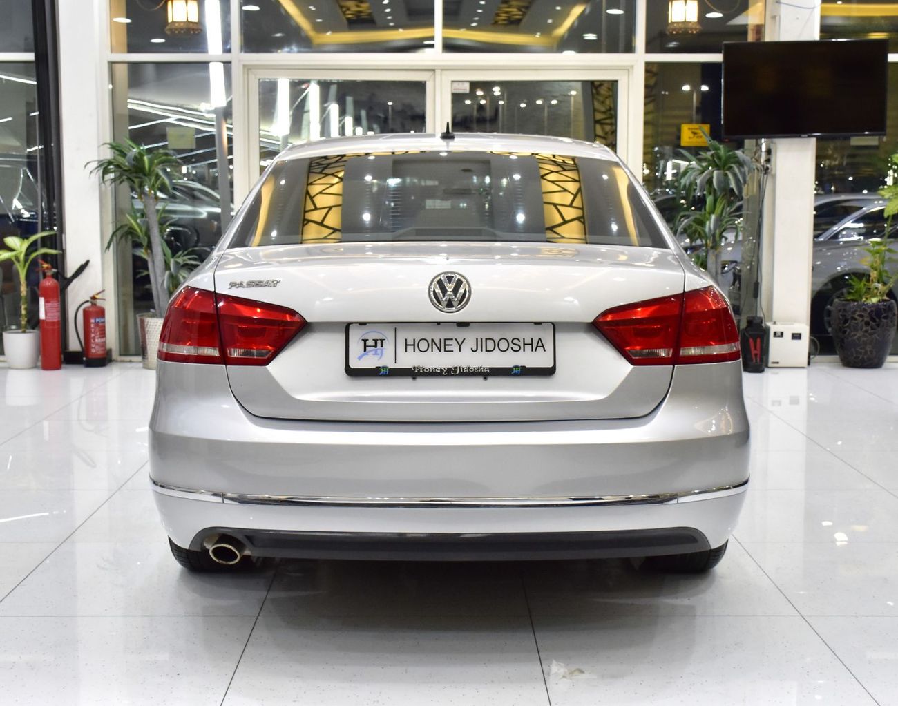فولكس واجن باسات EXCELLENT DEAL for our Volkswagen Passat ( 2016 Model ) in Silver Color GCC Specs
