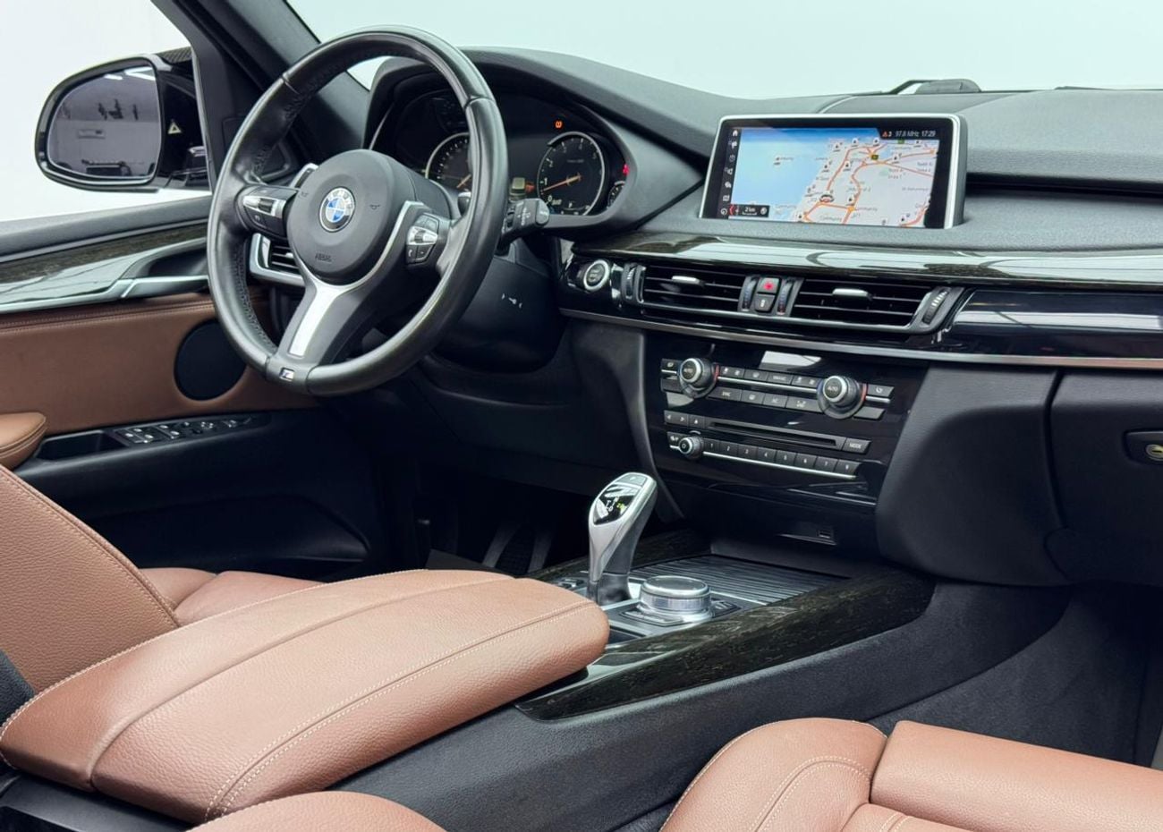 BMW X5 2018 BMW X5 xDrive35i M-Sport, Full Service History, Carbon Fiber Exterior, Fully Loaded, GCC