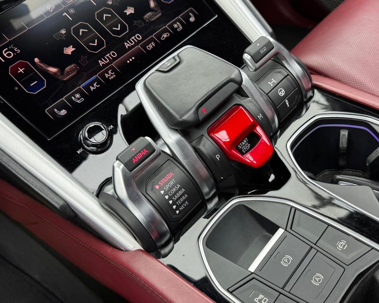 Lamborghini Urus 2019 Lamborghini Urus, Full Service History, Fully Loaded, Excellent Condition, GCC