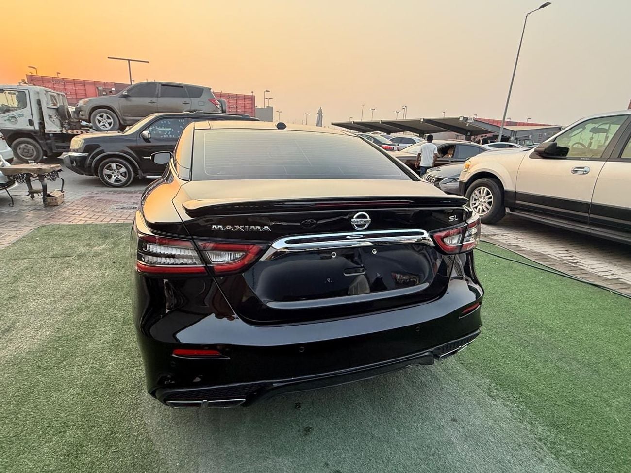 Nissan Maxima SL smart entry and push-button start