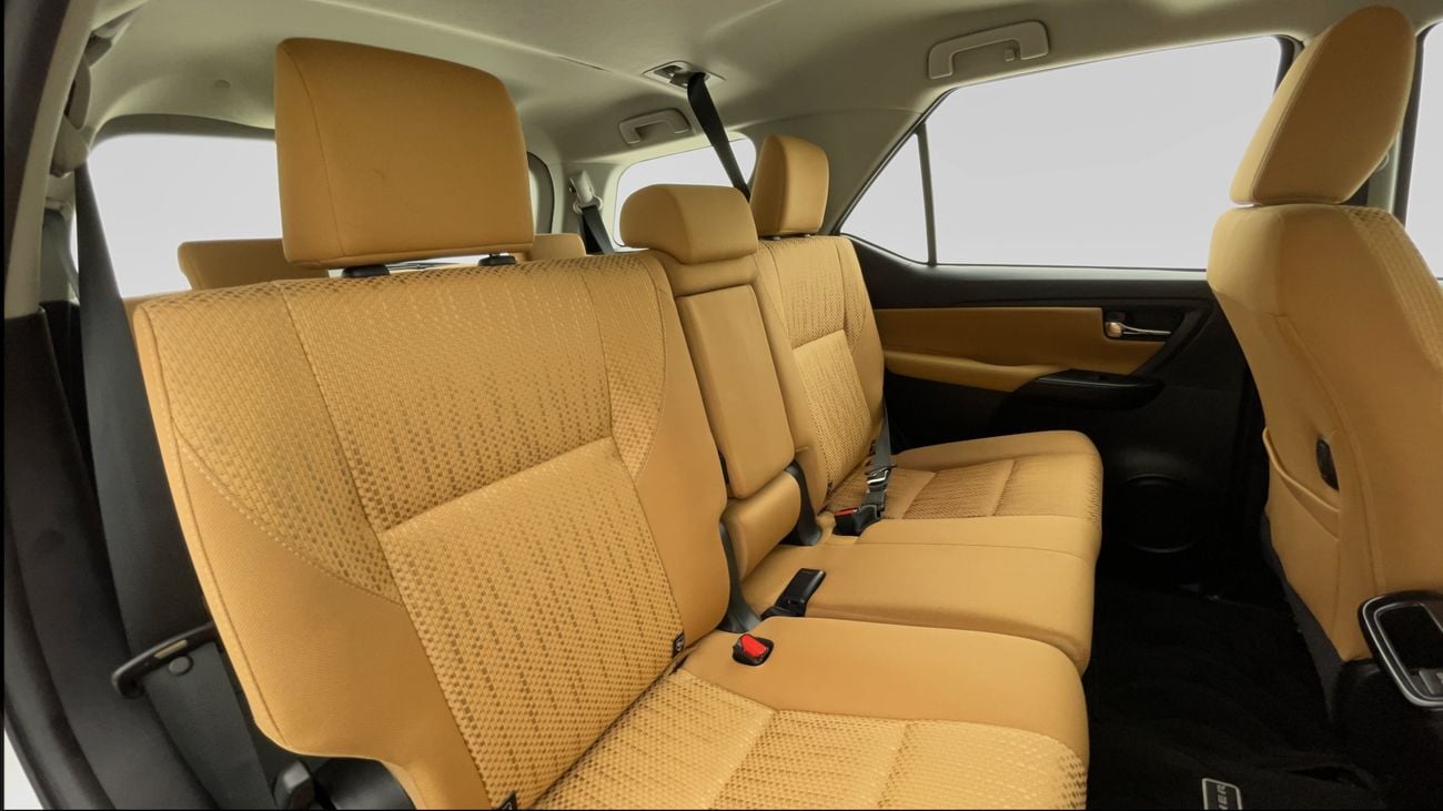 تويوتا فورتونر EXR 2.7 | بدون دفعة مقدمة | اختبار القيادة في المنزل