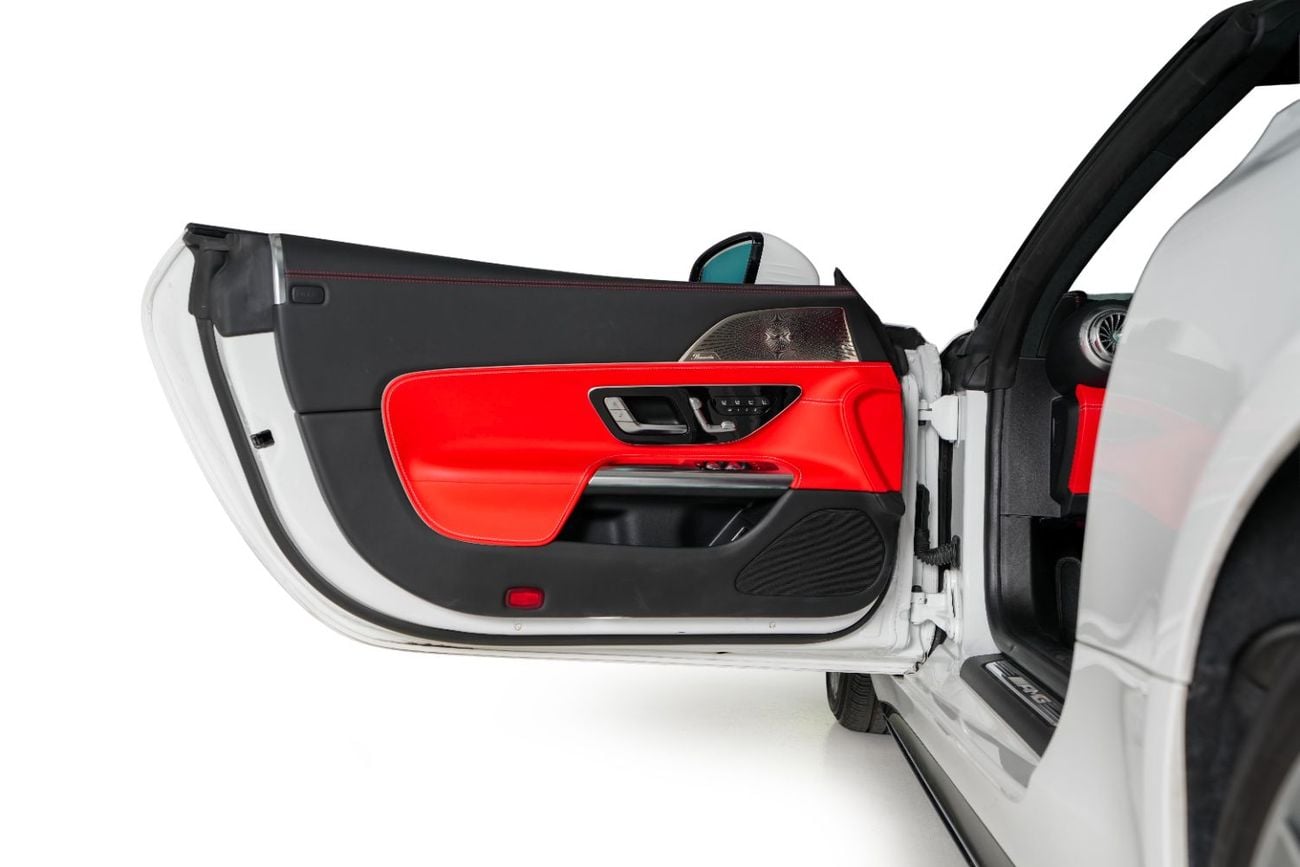 Mercedes-Benz SL 63 AMG 4 MATIC Plus-Low Mileage-Exclusive Color