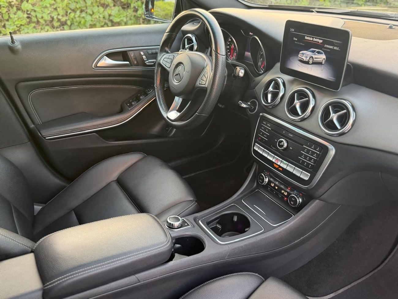 مرسيدس بنز GLA 250 2020 Mercedes-Benz GLA 250 4MATIC | TOP OPTIONS LIKE NEW WITH ONE YEAR WARRANTY